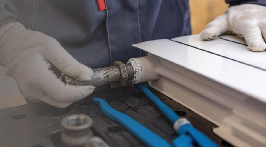 Local expert plumbing services in England, AR